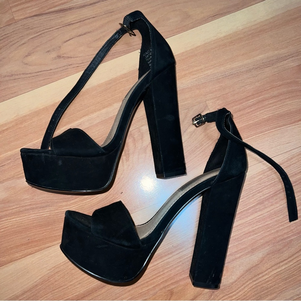 Steve Madden Black Heels